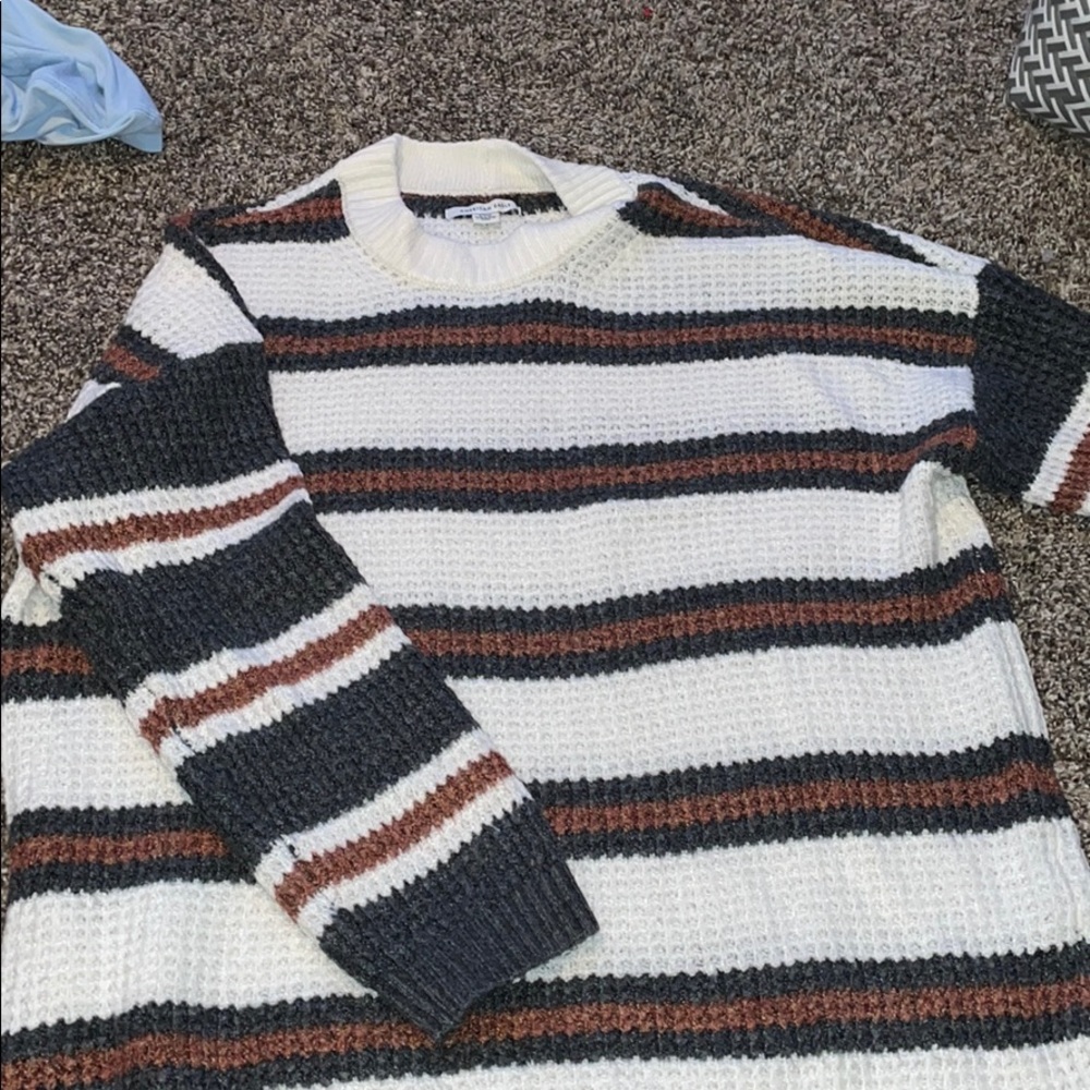 American eagle sweater